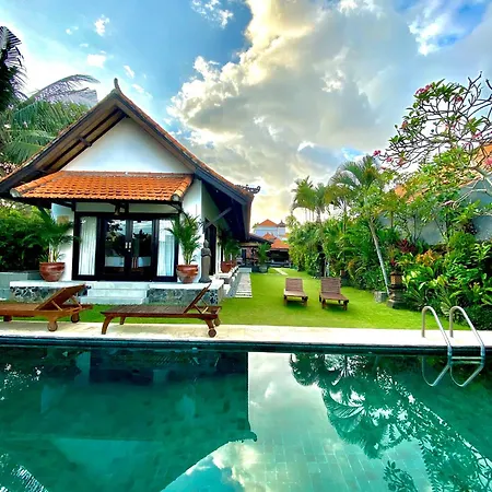 Puri Ayu Hotel